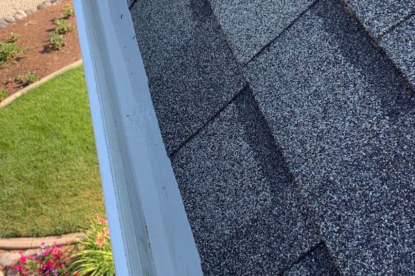 Gutter Cleaning Company Near me in Medford OR 20